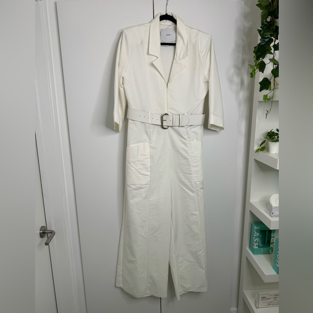 Jumpsuit just 1 time used.